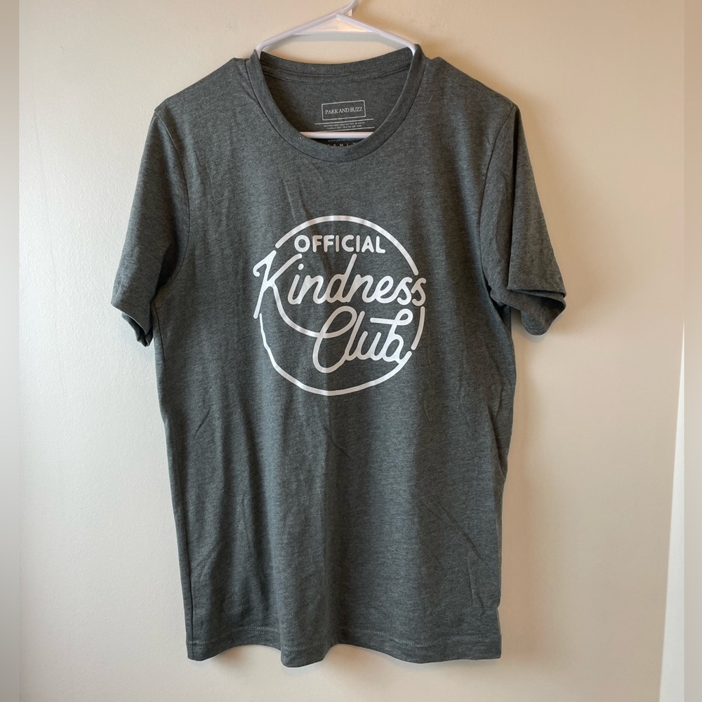 Park and Buzz Official Kindness Club T-Shirt, Grey, M, NWOT